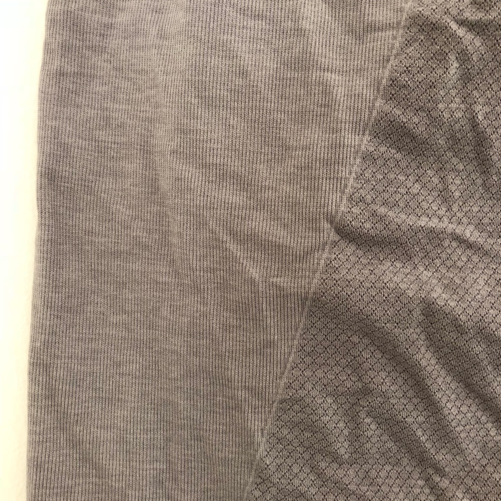 Lululemon Racerback Grey Tank - Picture 6 of 7
